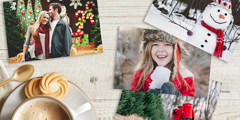 фотографии 10x15 на столе с кружкой